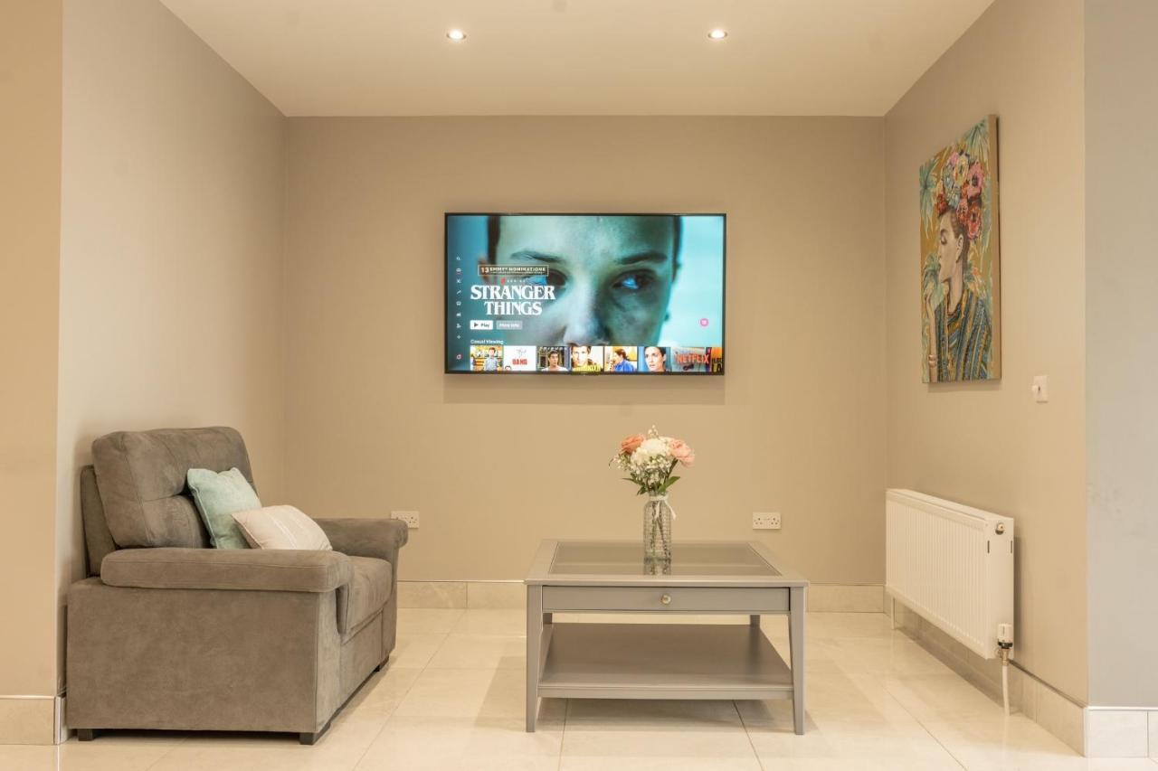 The View Apartment 2, Newry - Luxury Open Plan Apartment With City Views 외부 사진